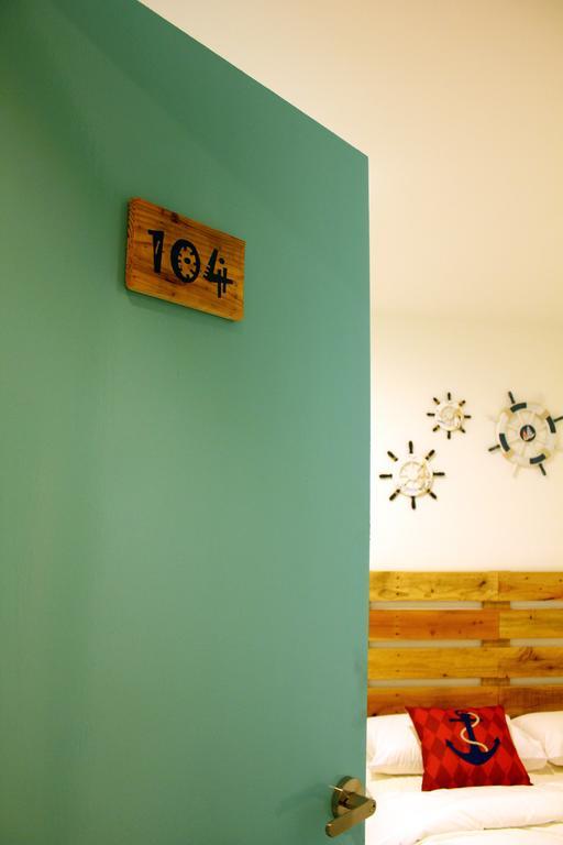 Roof Talk Theme Hostel Johor Bahru Zewnętrze zdjęcie