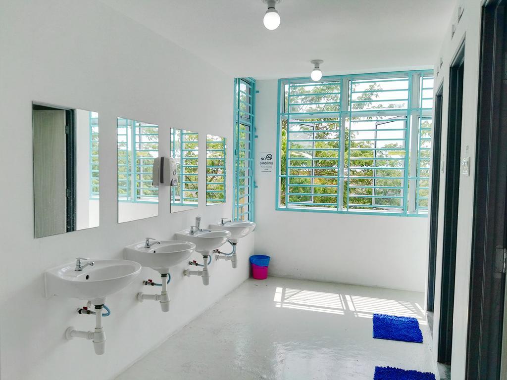 Roof Talk Theme Hostel Johor Bahru Zewnętrze zdjęcie
