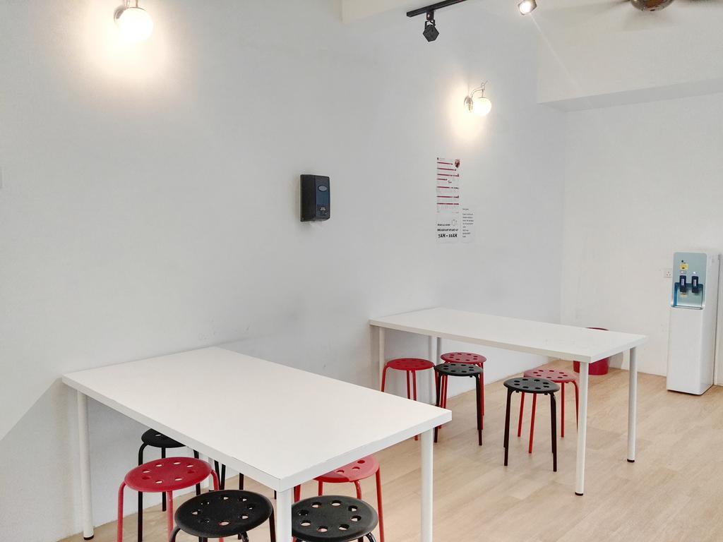 Roof Talk Theme Hostel Johor Bahru Zewnętrze zdjęcie